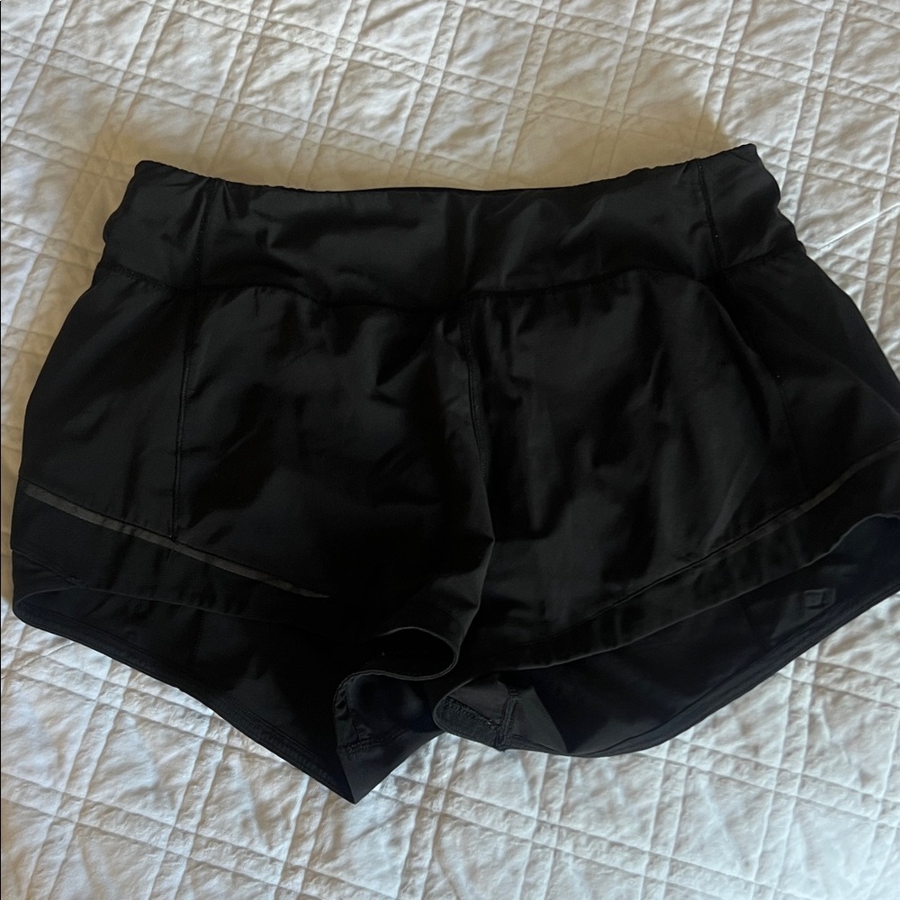 lululemon Black Women's Athletic Shorts - Size 4